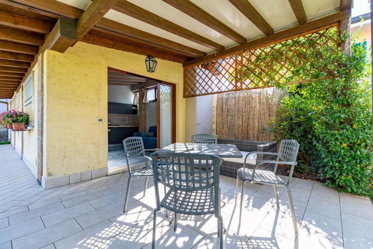 Residence Il Melograno Manerba del Garda Exterior photo