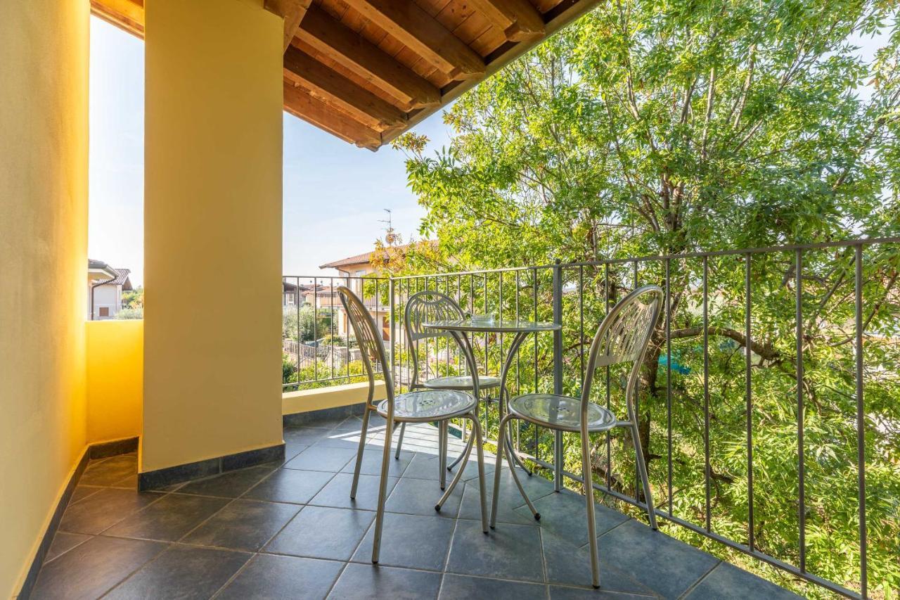Residence Il Melograno Manerba del Garda Exterior photo
